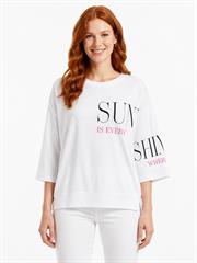 Kadın Beyaz Oversize Yazılı T-Shirt